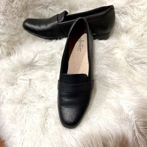 Clarks Ultimate Comfort Loafer Slip-on Black Shoes